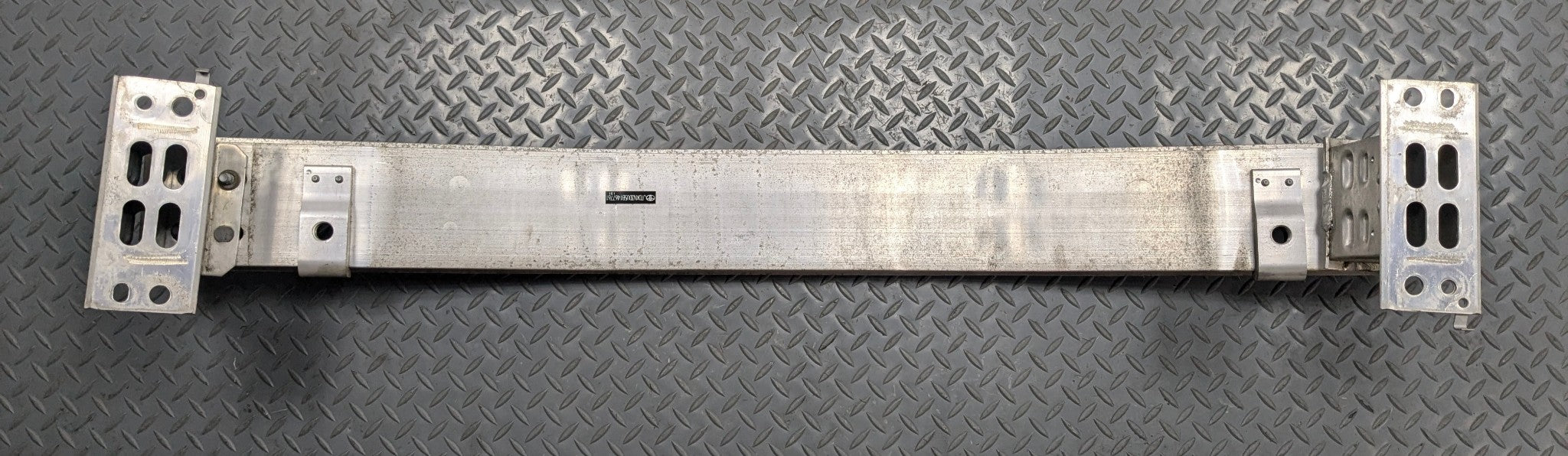 10 - 11 OEM TOYOTA PRIUS FRONT BUMPER REINFORCEMENT IMPACT BAR REBAR ASSEMBLY