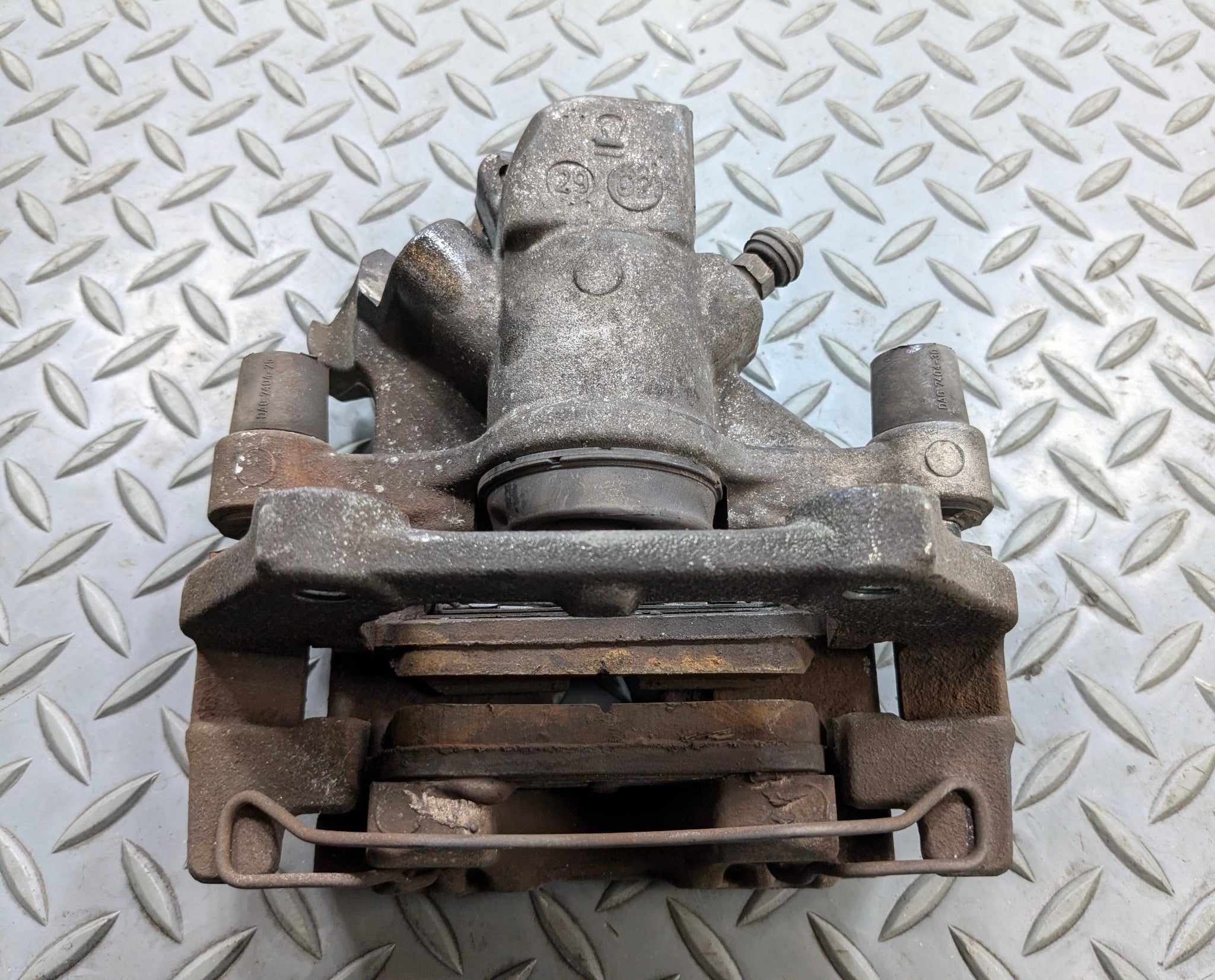 2002 - 2004 OEM MINI COOPER REAR LEFT DRIVER SIDE BRAKE CALIPER THRU 3/03