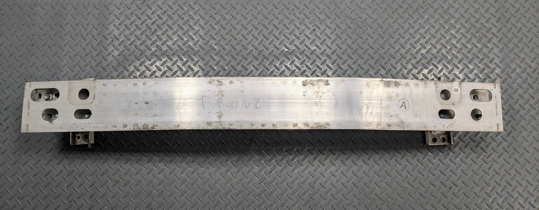 10 - 11 OEM TOYOTA PRIUS FRONT BUMPER REINFORCEMENT IMPACT BAR REBAR ASSEMBLY