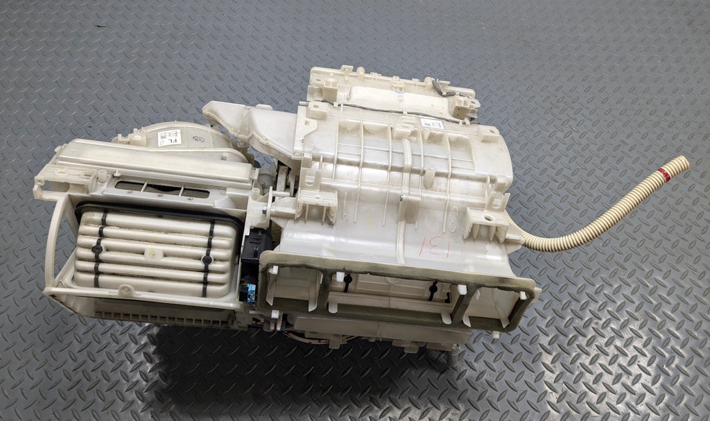 10 - 11 OEM TOYOTA PRIUS HVAC AC EVAPORATOR CLIMATE TEMPERATURE HEATER ASSEMBLY