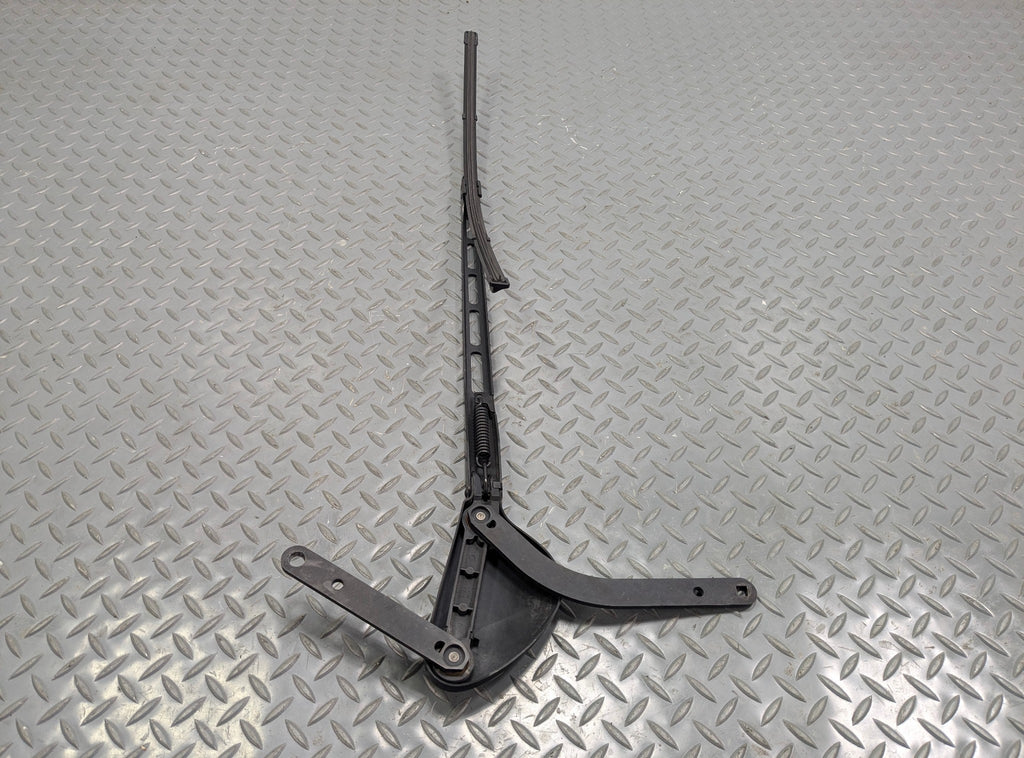 04 - 06 OEM MERCEDES-BENZ C230 FRONT RIGHT SIDE WINDSHIELD WIPER ARM WITH BLADE