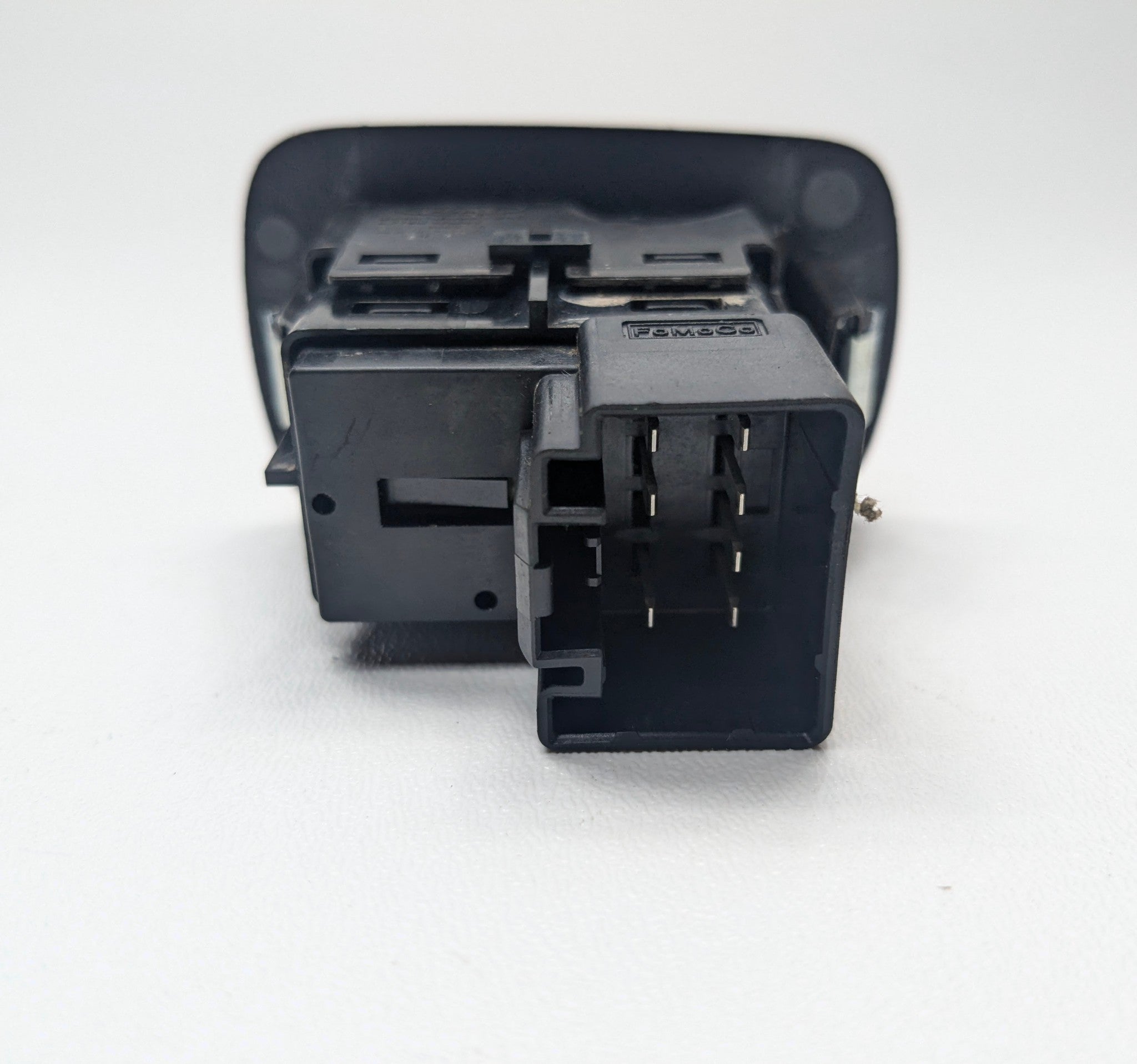 2011 - 2015 OEM FORD EXPLORER REAR LEFT DRIVER SIDE DOOR SWITCH ASSEMBLY