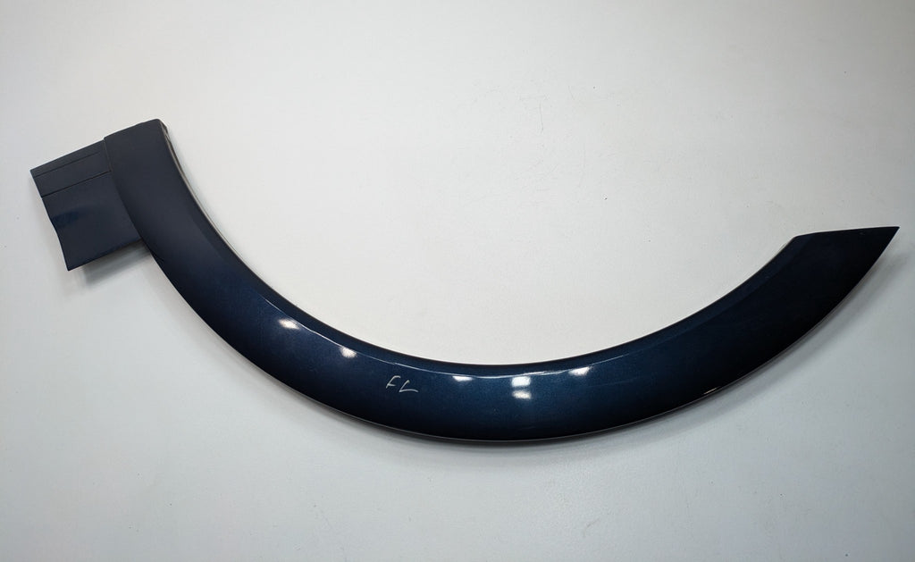 2011 - 2014 OEM PORSCHE CAYENNE FRONT LEFT SIDE WHEEL ARCH FLARE DARK BLUE