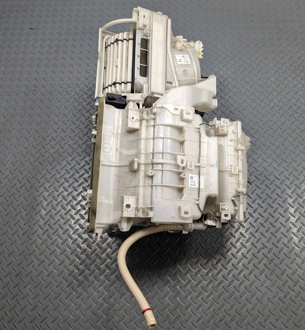 10 - 11 OEM TOYOTA PRIUS HVAC AC EVAPORATOR CLIMATE TEMPERATURE HEATER ASSEMBLY