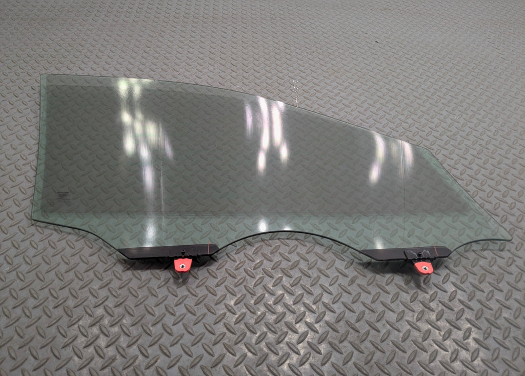 2009 - 2011 OEM NISSAN MAXIMA FRONT LEFT DRIVER SIDE DOOR WINDOW GLASS