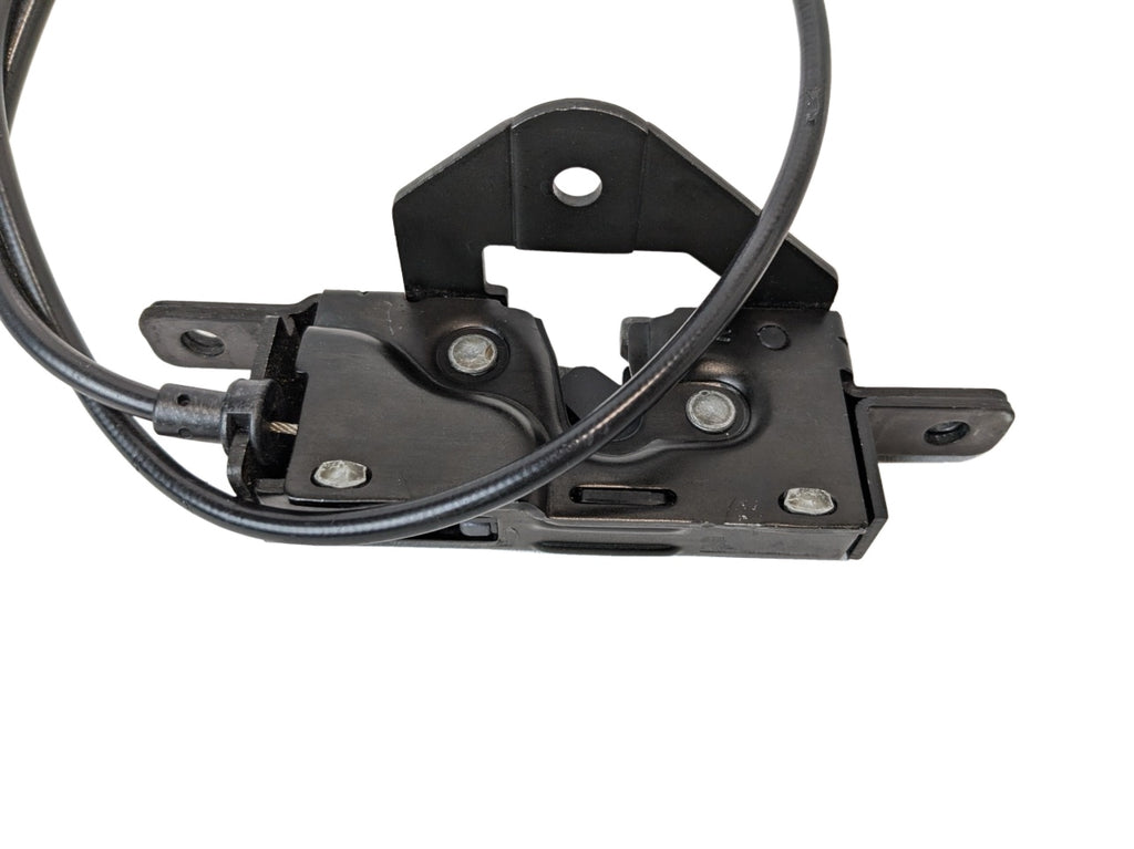 01 - 06 BMW X5 OEM REAR LEFT AND RIGHT SIDE LOWER TRUNK LID TAILGATE LATCH LOCK