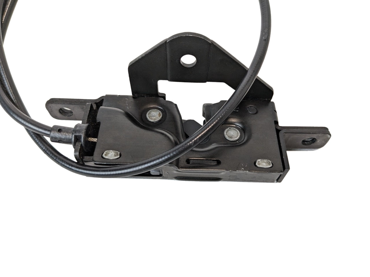 01 - 06 BMW X5 OEM REAR LEFT AND RIGHT SIDE LOWER TRUNK LID TAILGATE LATCH LOCK