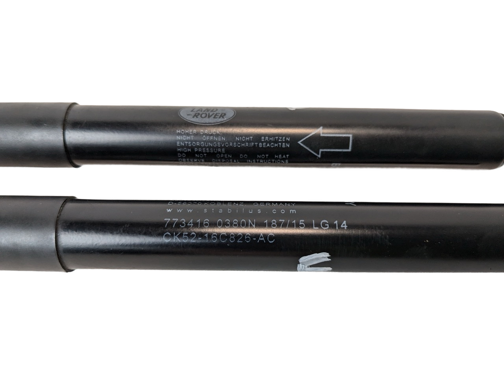 13 - 17 LAND ROVER RANGE RANGE ROVER LEFT AND RIGHT BONNET LID STRUT SHOCK SET
