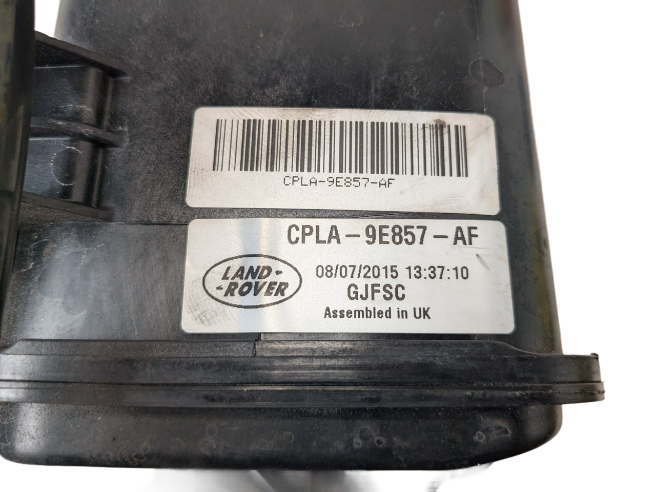 2013 - 2017 LAND ROVER RANGE ROVER OEM FUEL VAPOR EVAPORATOR CANISTER