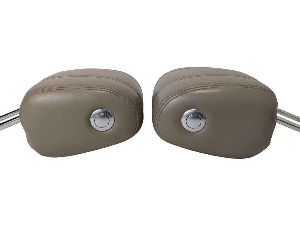 2013 - 2017 LAND ROVER RANGE ROVER FRONT LEFT AND RIGHT SIDE SEAT HEADREST SET