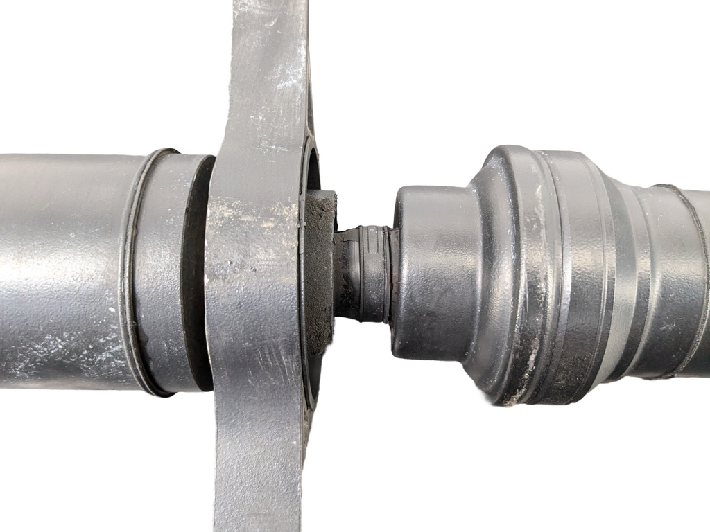 13 - 17 OEM LAND ROVER RANGE ROVER REAR DRIVE SHAFT CARDAN PROPELLER ASSEMBLY