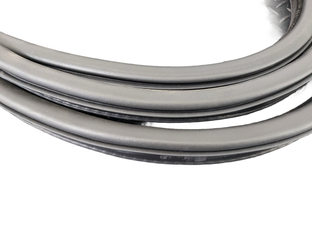 13 - 17 LAND ROVER RANGE ROVER OEM FRONT LEFT SIDE DOOR SEAL WEATHERSTRIP RUBBER