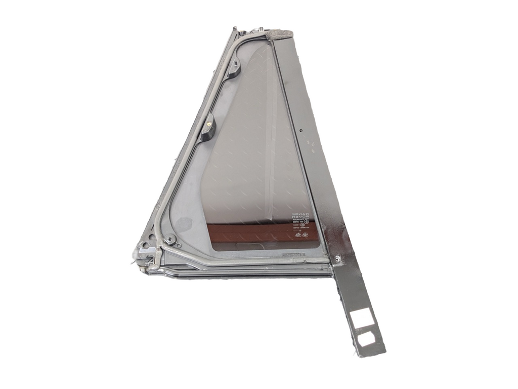 2013 - 2017 LAND ROVER RANGE ROVER OEM REAR LEFT SIDE DOOR VENT WINDOW GLASS