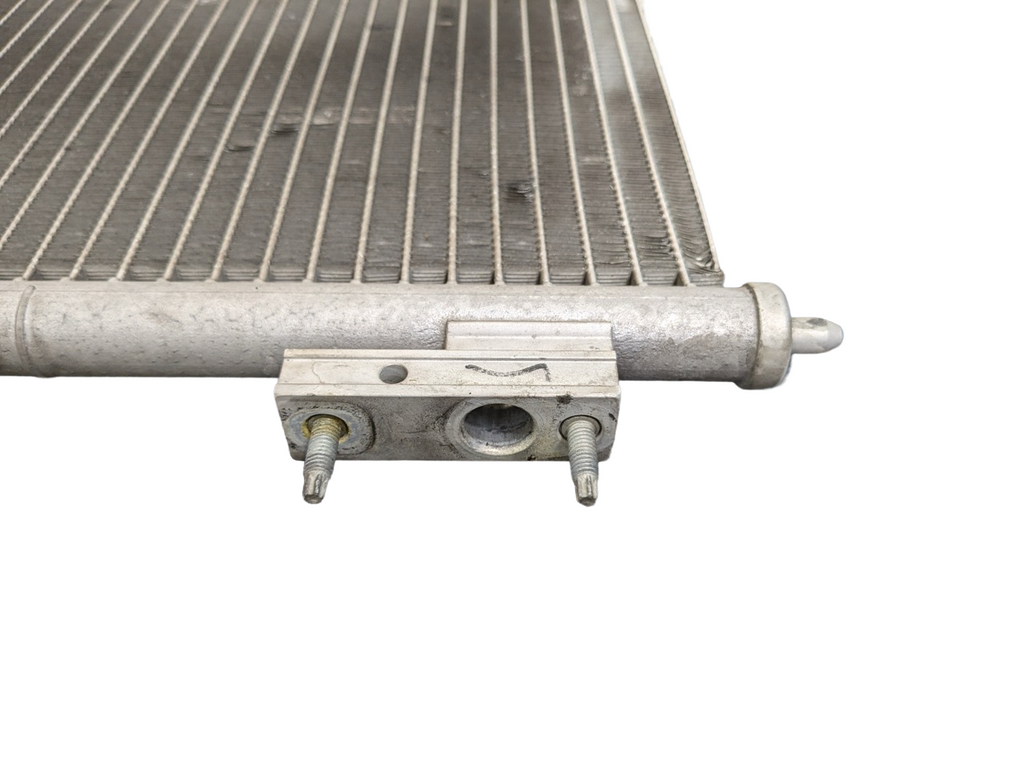 2013 - 2017 LAND ROVER RANGE ROVER OEM AC AIR CONDITIONING CONDENSER RADIATOR