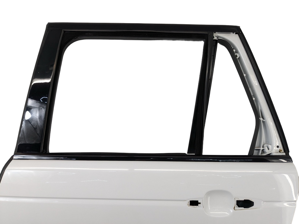 2013 - 2017 LAND ROVER RANGE ROVER OEM REAR LEFT DRIVER SIDE DOOR SHELL PANEL