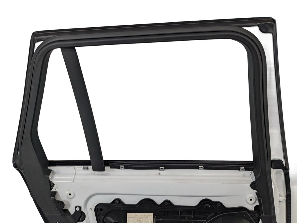 2013 - 2017 LAND ROVER RANGE ROVER OEM REAR LEFT DRIVER SIDE DOOR SHELL PANEL