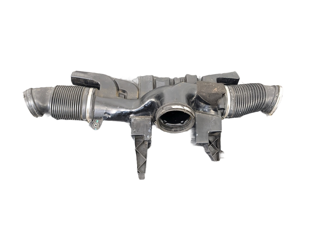 13 - 17 LAND ROVER RANGE RANGE ROVER OEM ENGINE INTAKE CLEANER AIR HOSE TUBE