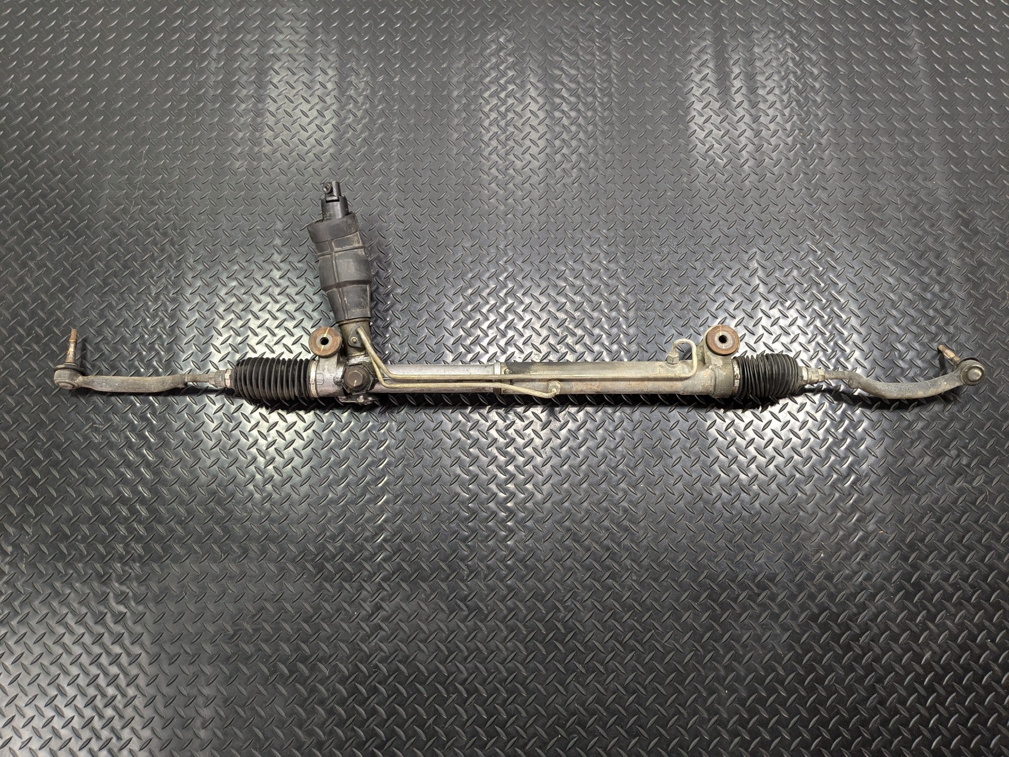 02 - 09 OEM CHEVROLET TRAILBLAZER POWER STEERING GEAR RACK AND PINION ASSEMBLY