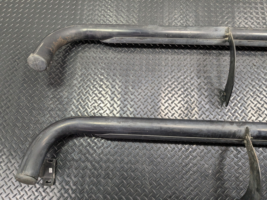 05 - 06 OEM TOYOTA TUNDRA LEFT AND RIGHT SIDE RUNNING BOARD STEP PAD ASSEMBLY