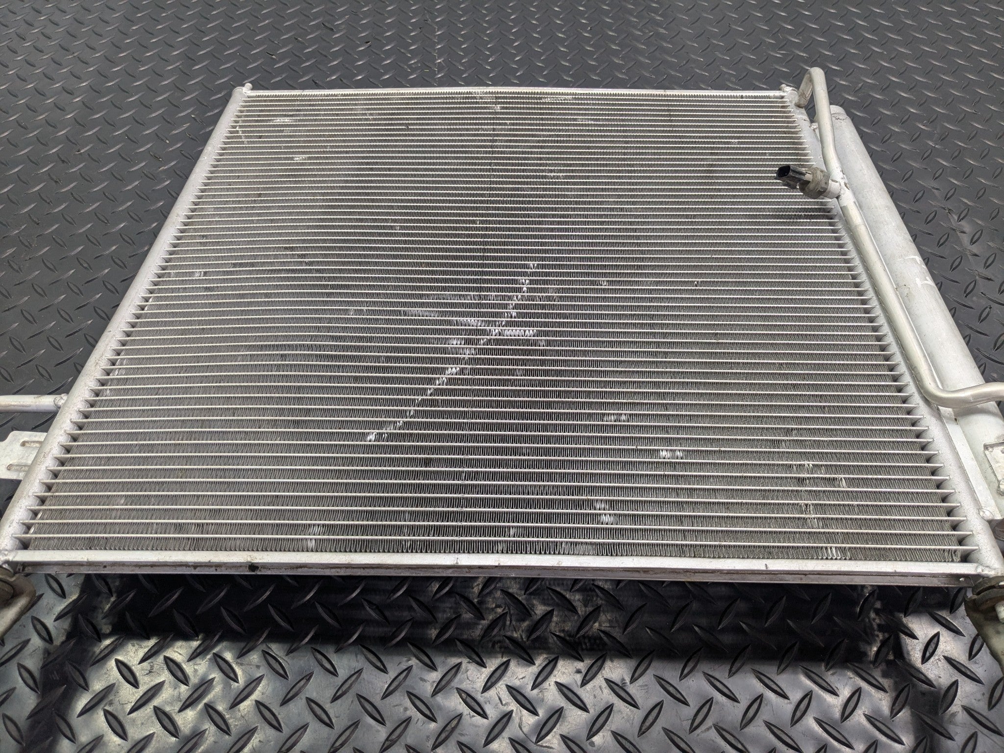 2005 - 2007 OEM NISSAN ARMADA AC AIR CONDITIONING CONDENSER RADIATOR ASSEMBLY