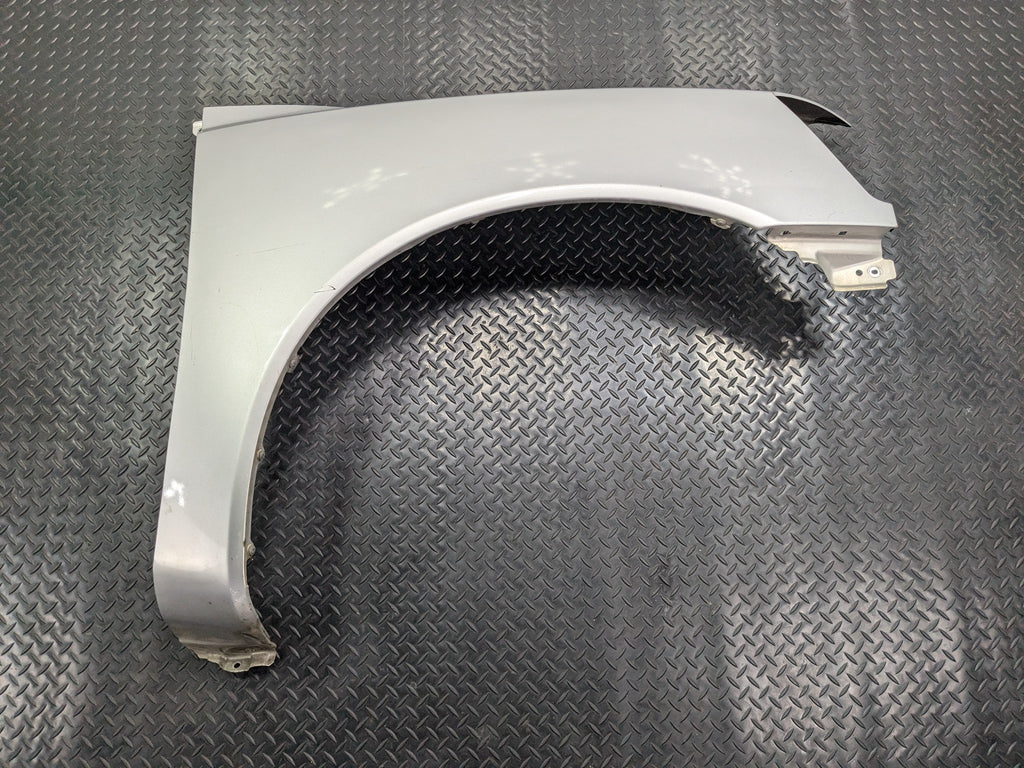 05 - 07 OEM NISSAN ARMADA FRONT RIGHT PASSENGER SIDE FENDER COVER PANEL ASSEMBLY