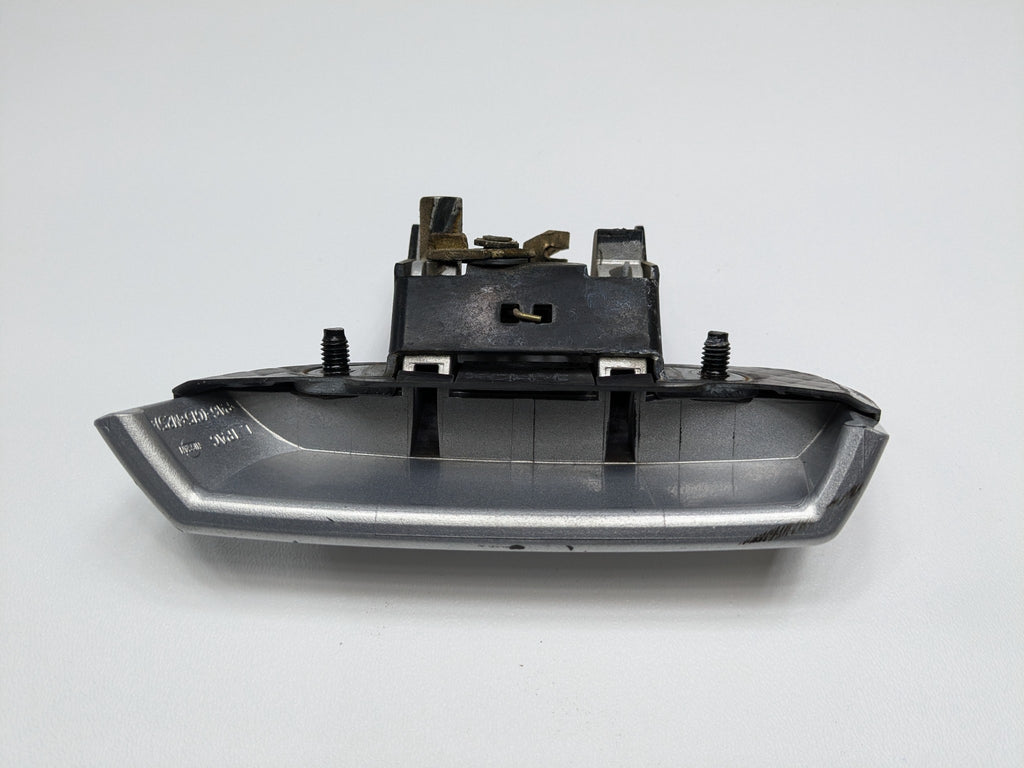 05 - 07 OEM NISSAN ARMADA REAR LEFT DRIVER SIDE EXTERIOR DOOR HANDLE LIGHT GRAY