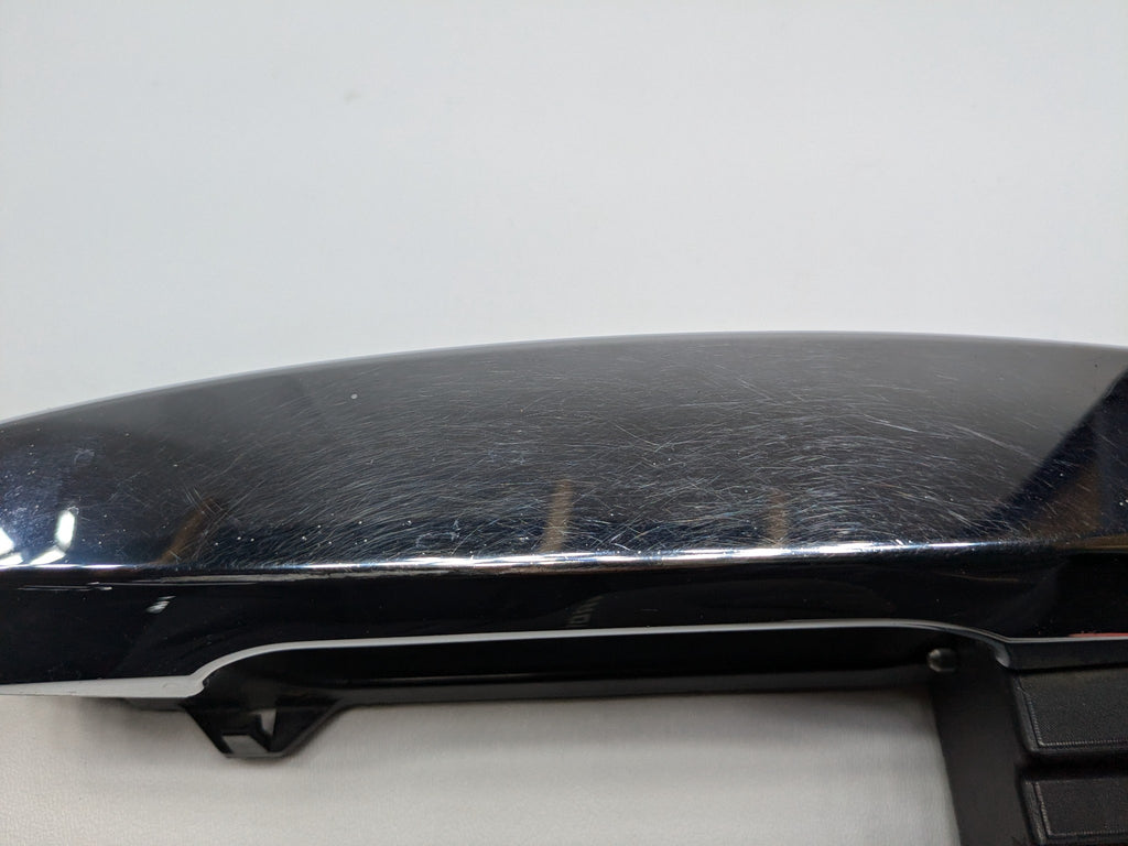 05 - 07 OEM NISSAN ARMADA FRONT LEFT DRIVER SIDE EXTERIOR DOOR HANDLE LIGHT GRAY