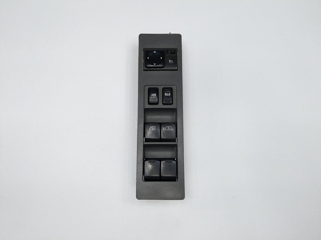 2005 - 2007 OEM NISSAN ARMADA FRONT LEFT SIDE MASTER POWER LOCK DOOR SWITCH