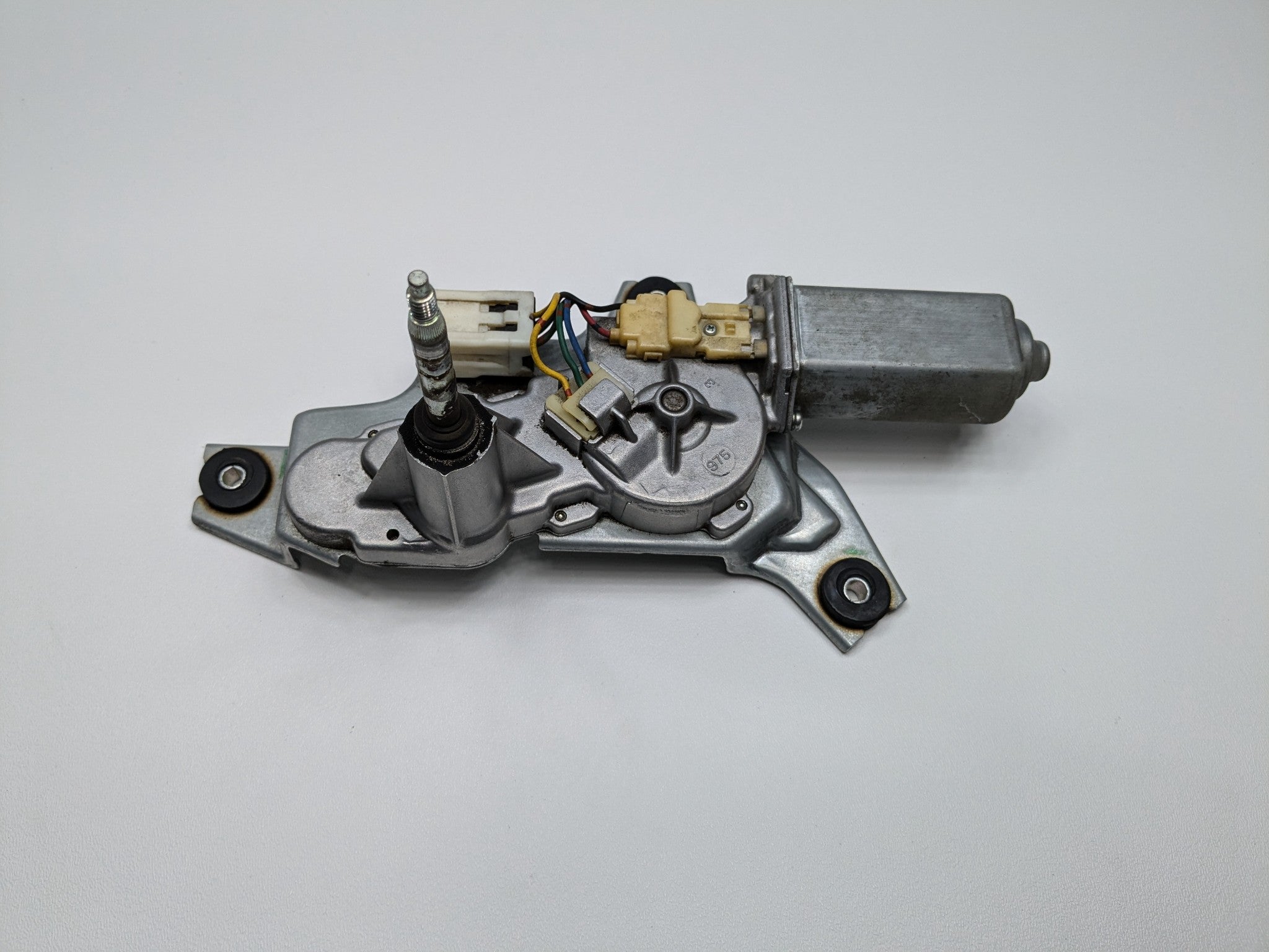 2005 - 2007 OEM NISSAN ARMADA REAR SIDE WINDSHIELD WASHER WIPER MOTOR