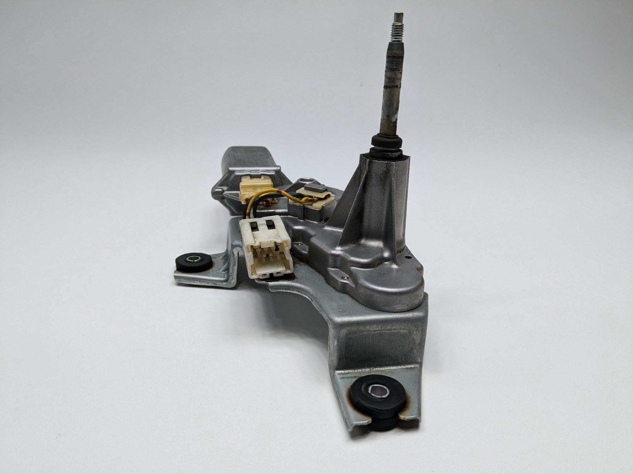 2005 - 2007 OEM NISSAN ARMADA REAR SIDE WINDSHIELD WASHER WIPER MOTOR