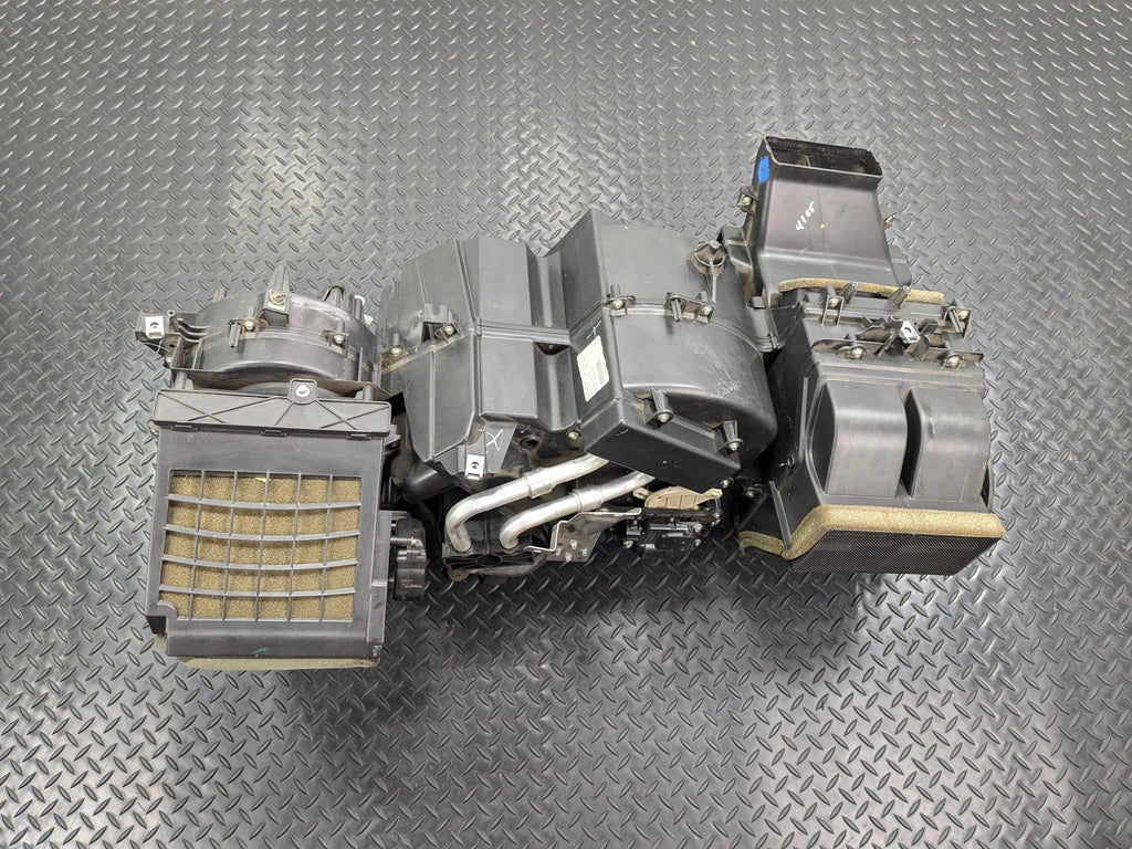 2005 - 2007 OEM NISSAN ARMADA AC EVAPORATOR HEATER CORE BOX ASSEMBLY