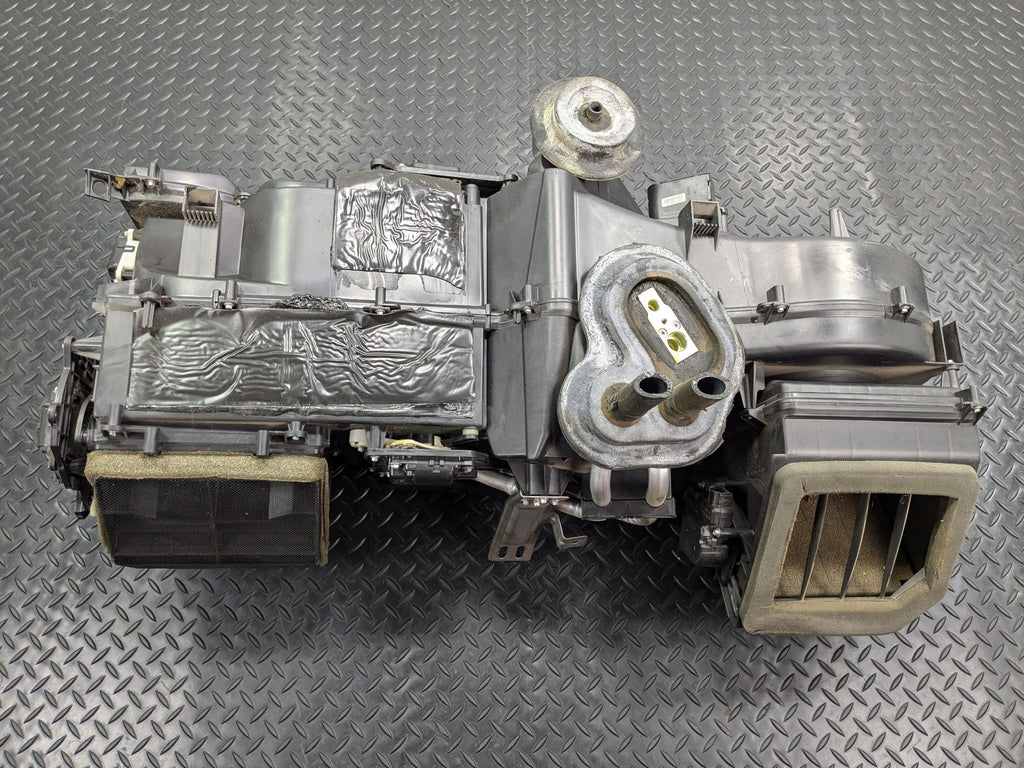 2005 - 2007 OEM NISSAN ARMADA AC EVAPORATOR HEATER CORE BOX ASSEMBLY