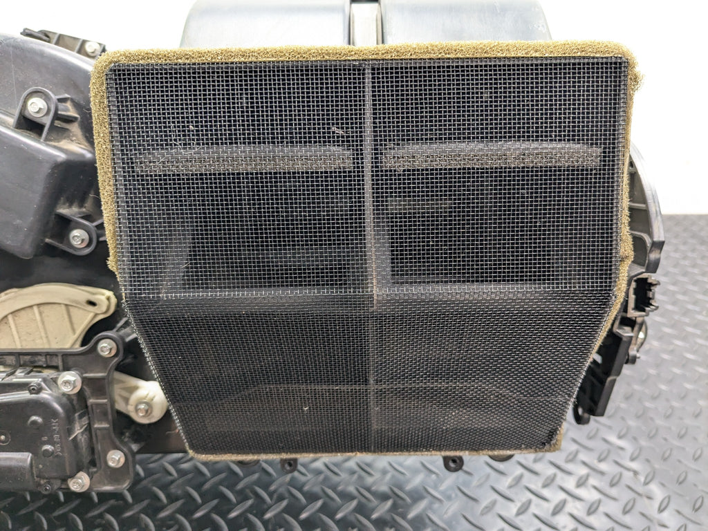 2005 - 2007 OEM NISSAN ARMADA AC EVAPORATOR HEATER CORE BOX ASSEMBLY