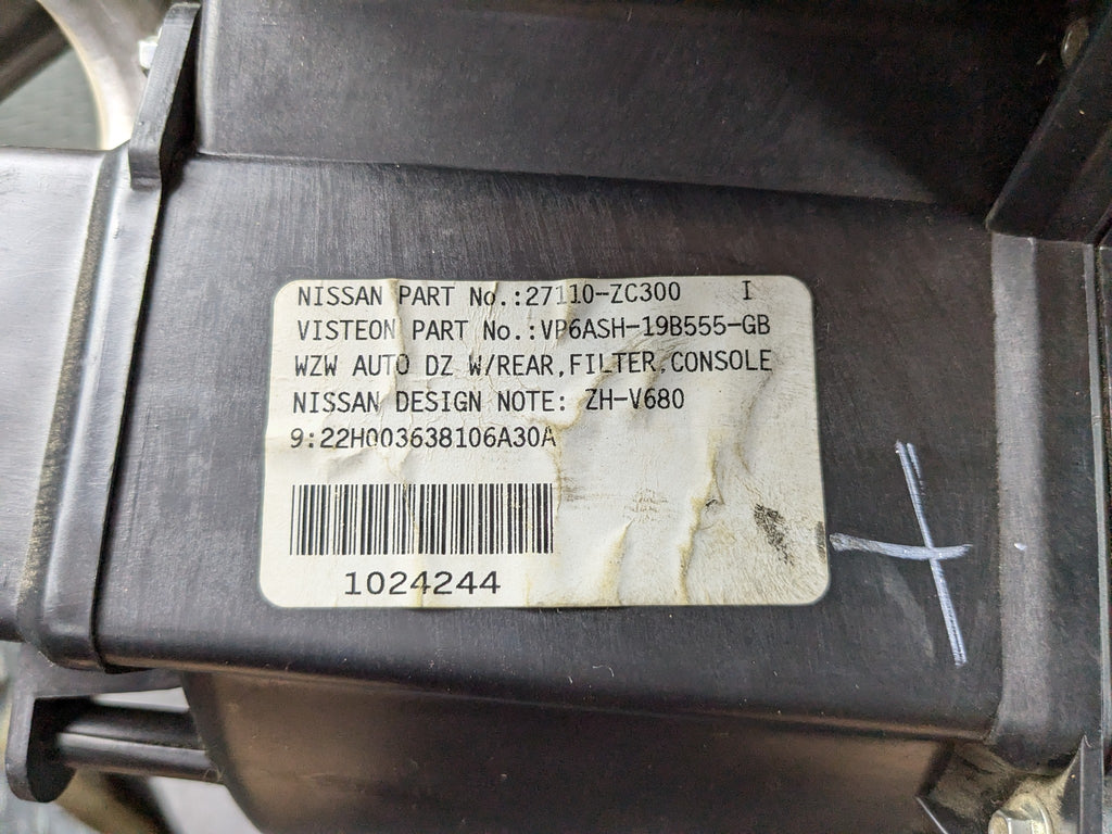 2005 - 2007 OEM NISSAN ARMADA AC EVAPORATOR HEATER CORE BOX ASSEMBLY