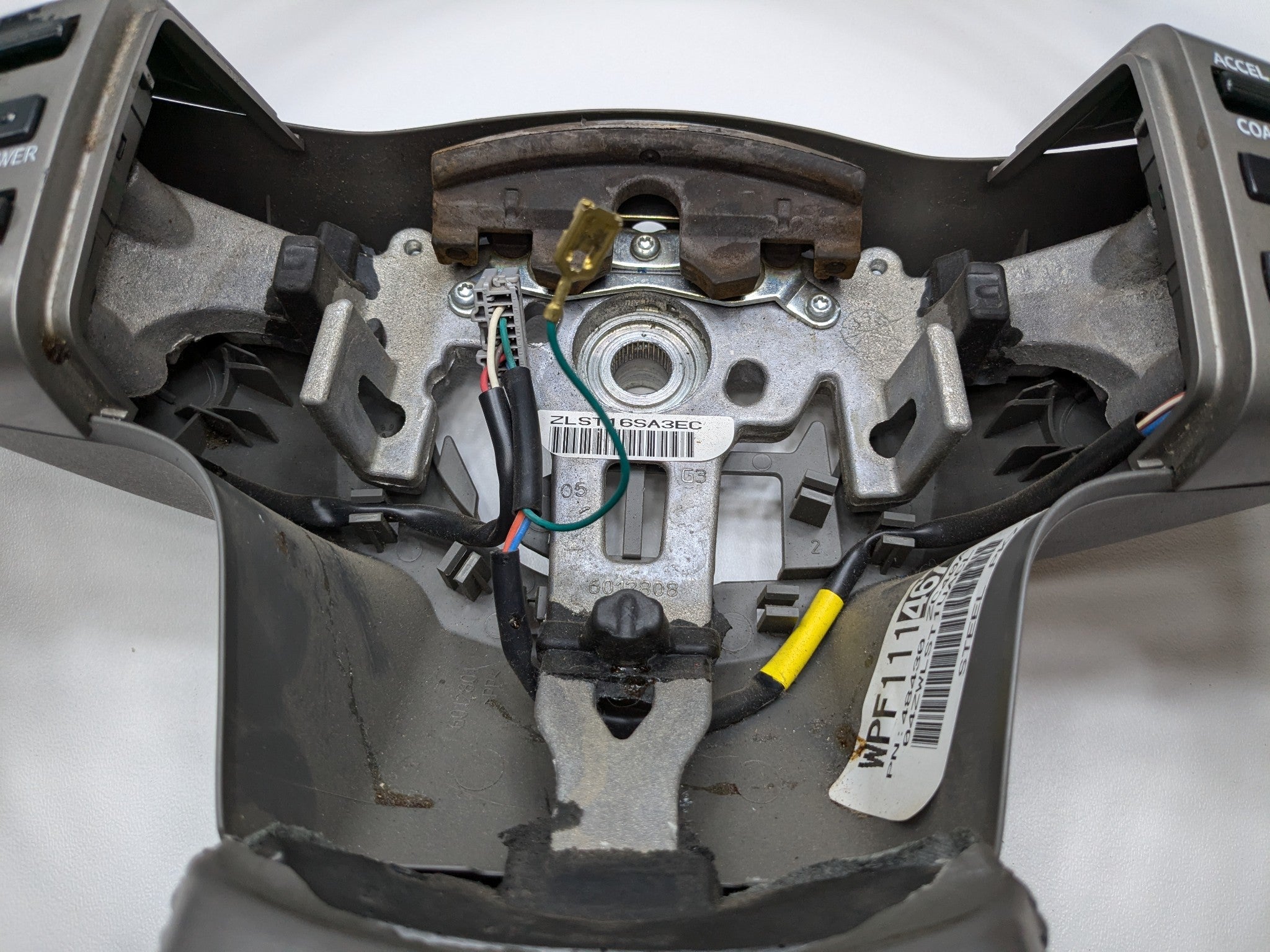 2005 - 2007 OEM NISSAN ARMADA POWER STEERING WHEEL COLUMN