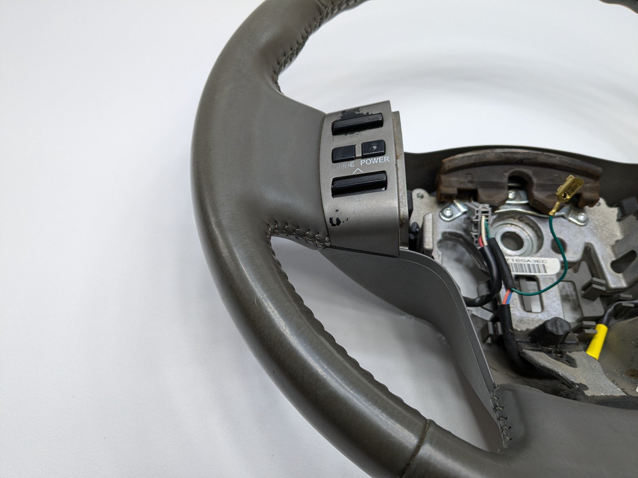 2005 - 2007 OEM NISSAN ARMADA POWER STEERING WHEEL COLUMN