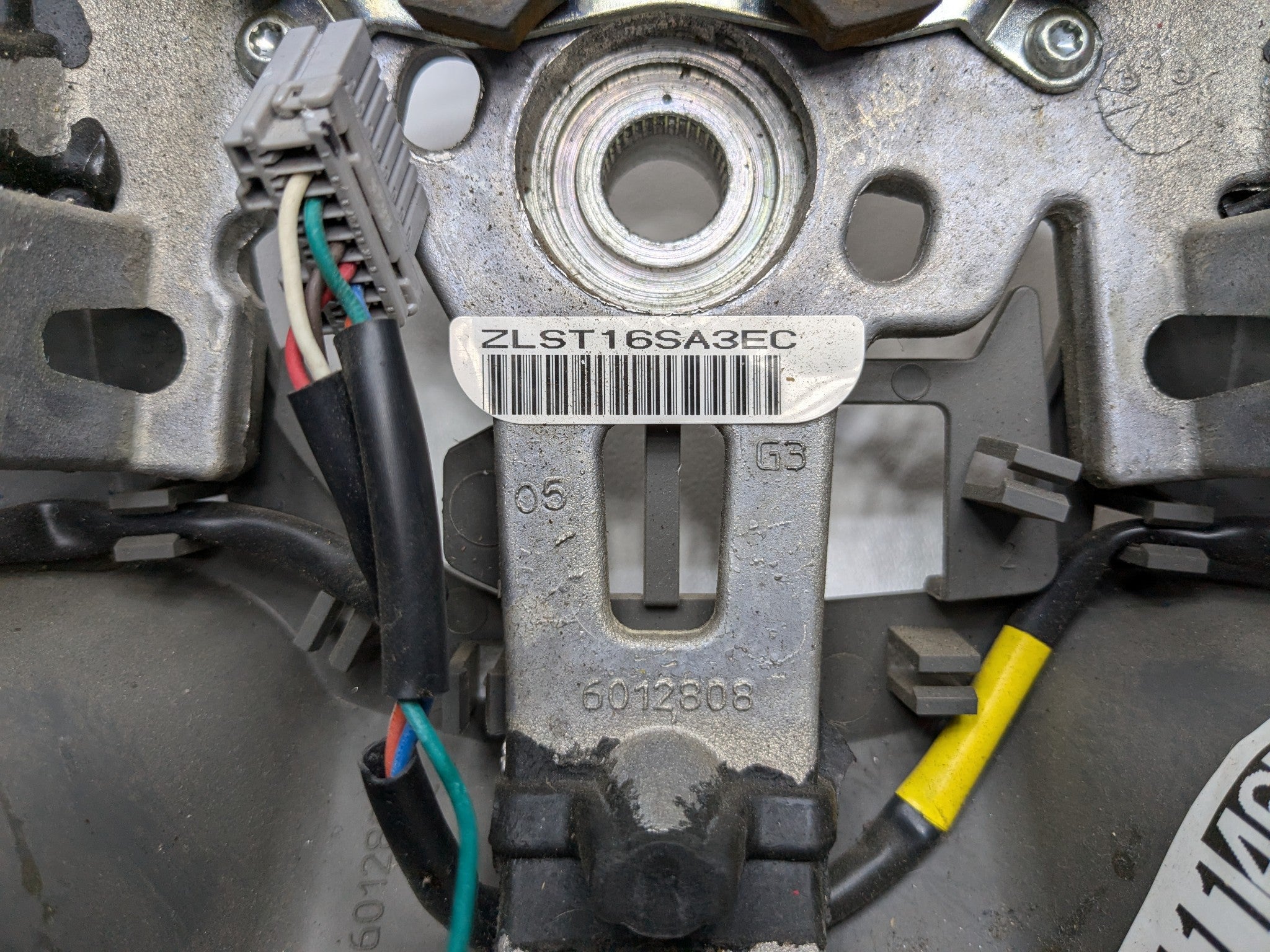 2005 - 2007 OEM NISSAN ARMADA POWER STEERING WHEEL COLUMN