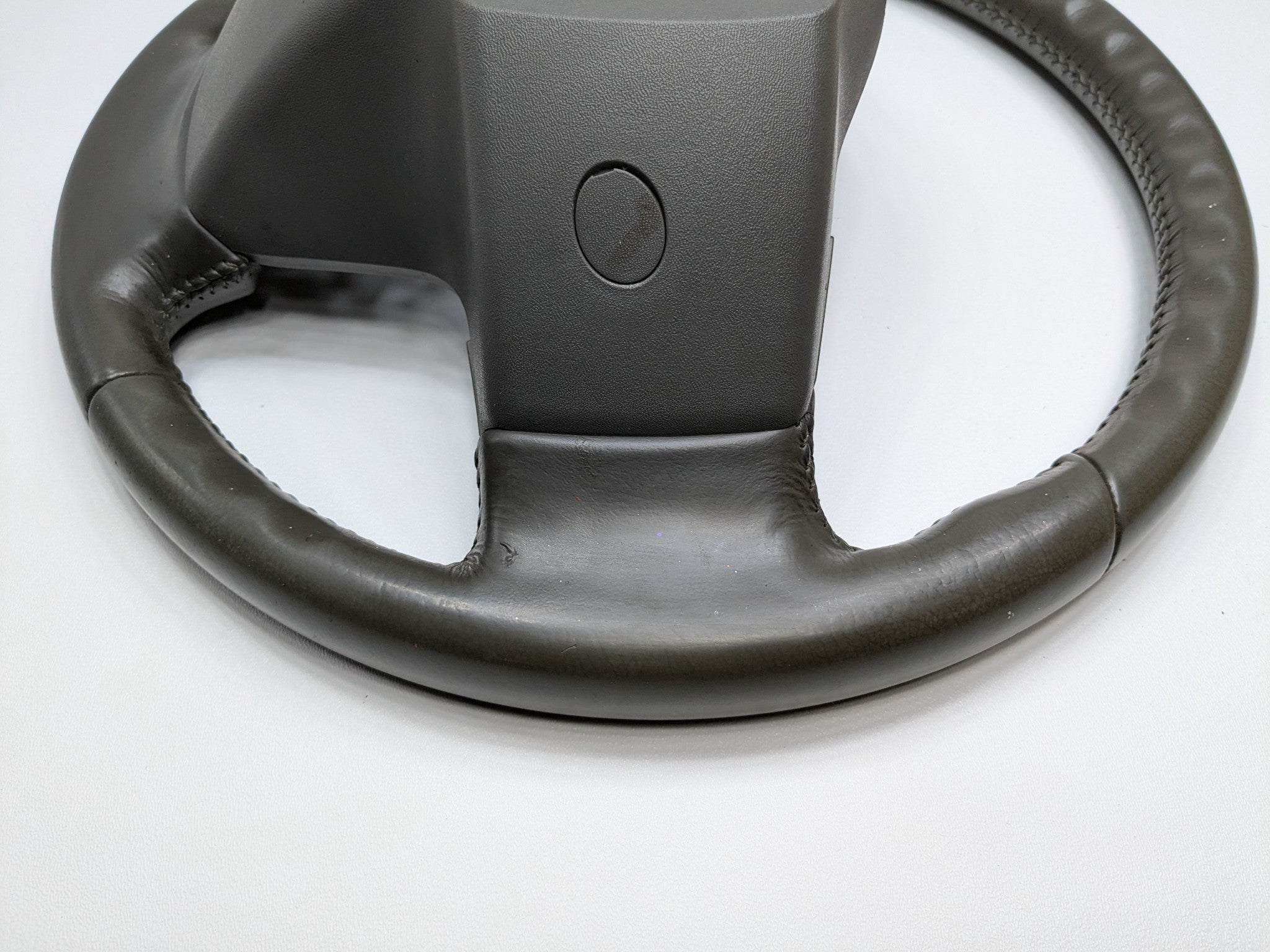 2005 - 2007 OEM NISSAN ARMADA POWER STEERING WHEEL COLUMN