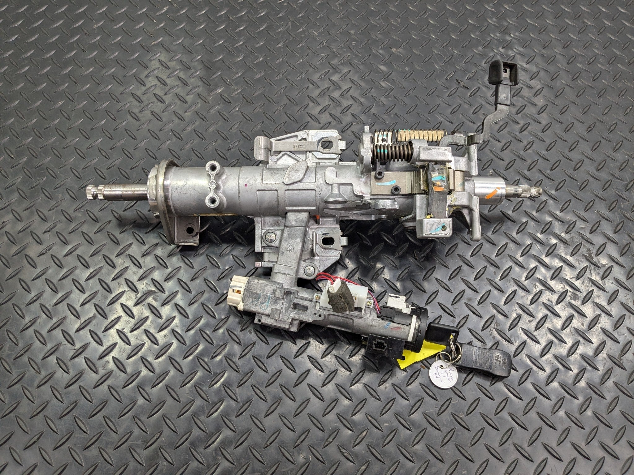 2005 - 2007 OEM NISSAN ARMADA POWER STEERING COLUMN WITH MOTOR