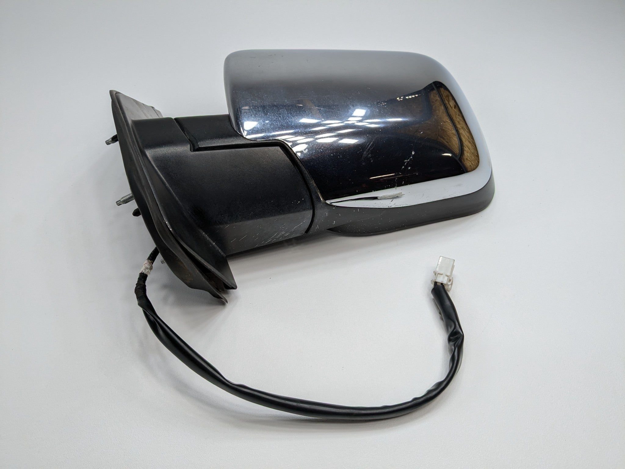 2005 - 2007 OEM NISSAN ARMADA FRONT LEFT SIDE POWER HEATED DOOR VIEW MIRROR