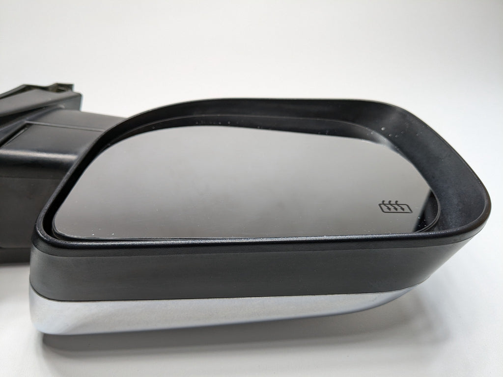 2005 - 2007 OEM NISSAN ARMADA FRONT LEFT SIDE POWER HEATED DOOR VIEW MIRROR