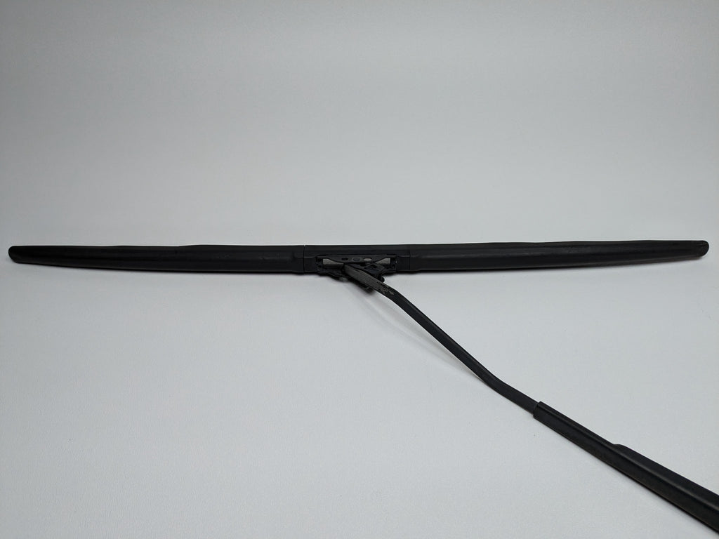 05 - 07 OEM NISSAN ARMADA FRONT RIGHT PASSENGER SIDE WINDSHIELD WASHER WIPER ARM