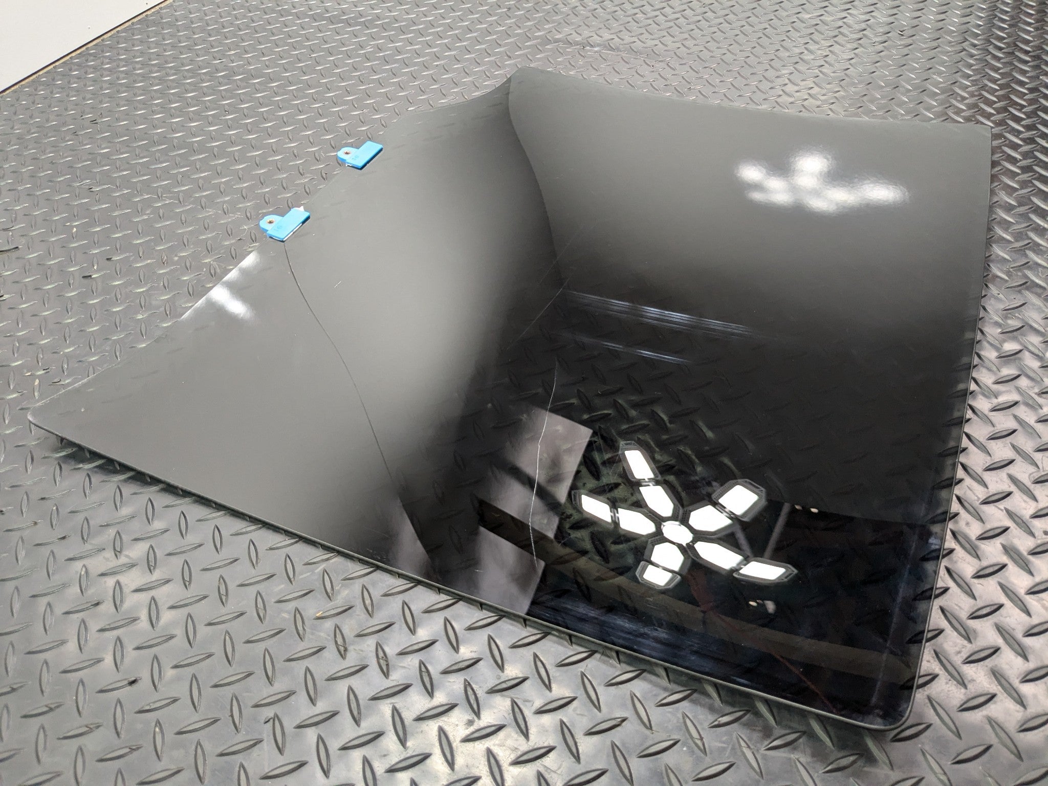 2005 - 2007 OEM NISSAN ARMADA REAR LEFT DRIVER SIDE DOOR WINDOW GLASS