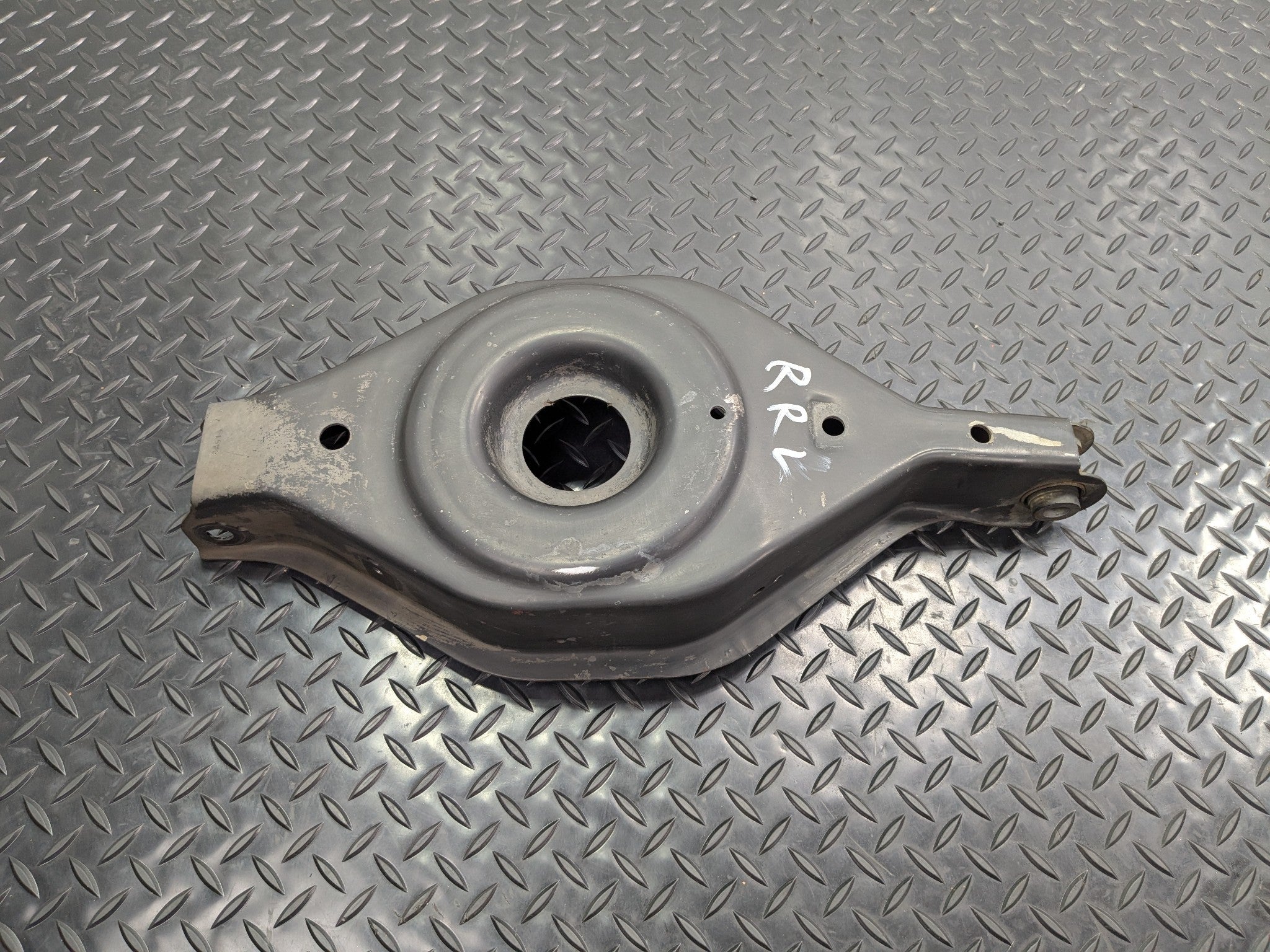 2005 - 2007 OEM NISSAN ARMADA REAR LEFT DRIVER SIDE LOWER CONTROL ARM