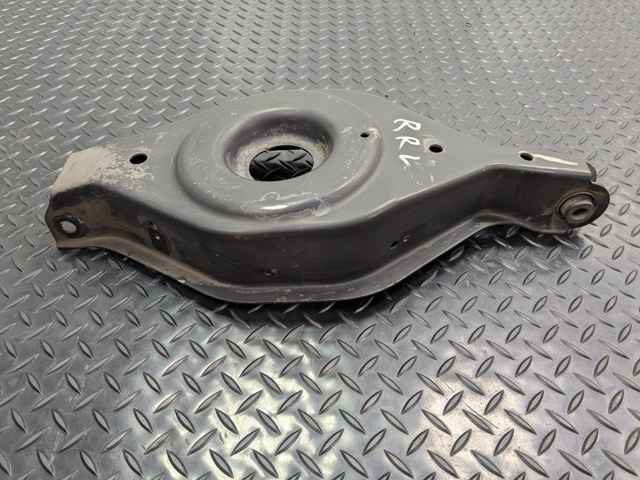 2005 - 2007 OEM NISSAN ARMADA REAR LEFT DRIVER SIDE LOWER CONTROL ARM