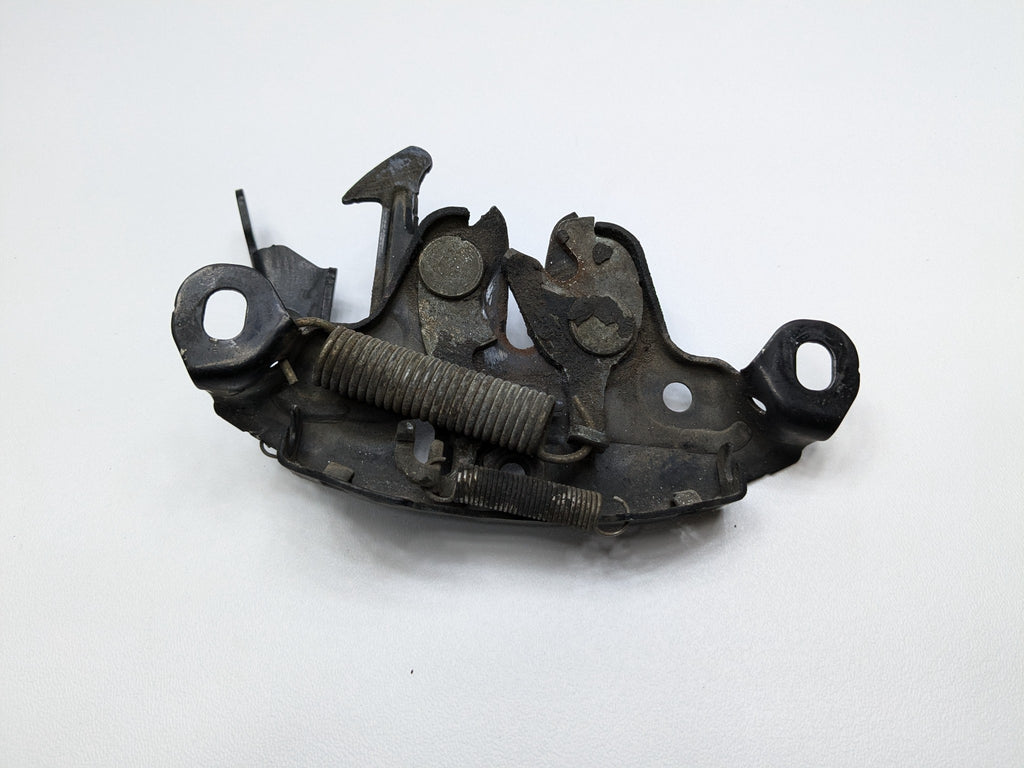 2005 - 2007 OEM NISSAN ARMADA HOOD BONNET LATCH LOCK RELEASE ACTUATOR