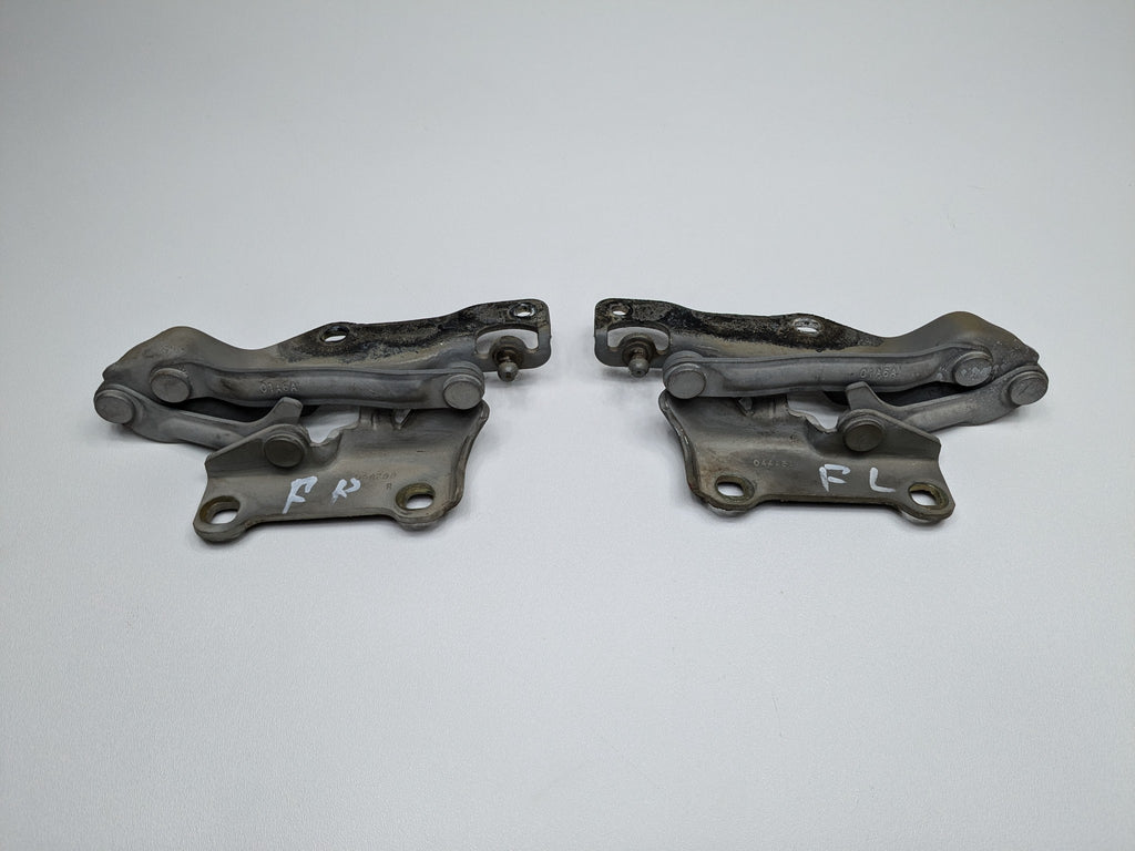 2005 - 2007 OEM NISSAN ARMADA FRONT LEFT AND RIGHT SIDE HOOD HINGE BRACKET SET