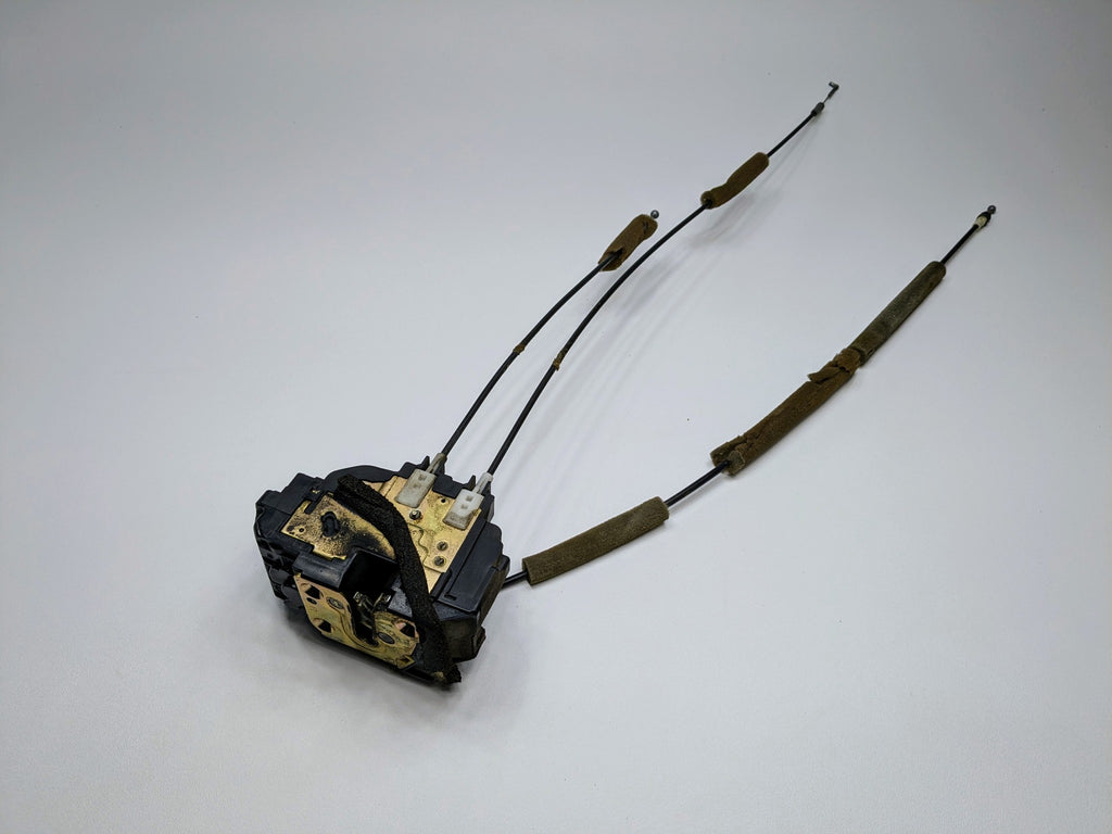 05 - 07 OEM NISSAN ARMADA FRONT RIGHT PASSENGER SIDE DOOR LOCK LATCH ACTUATOR