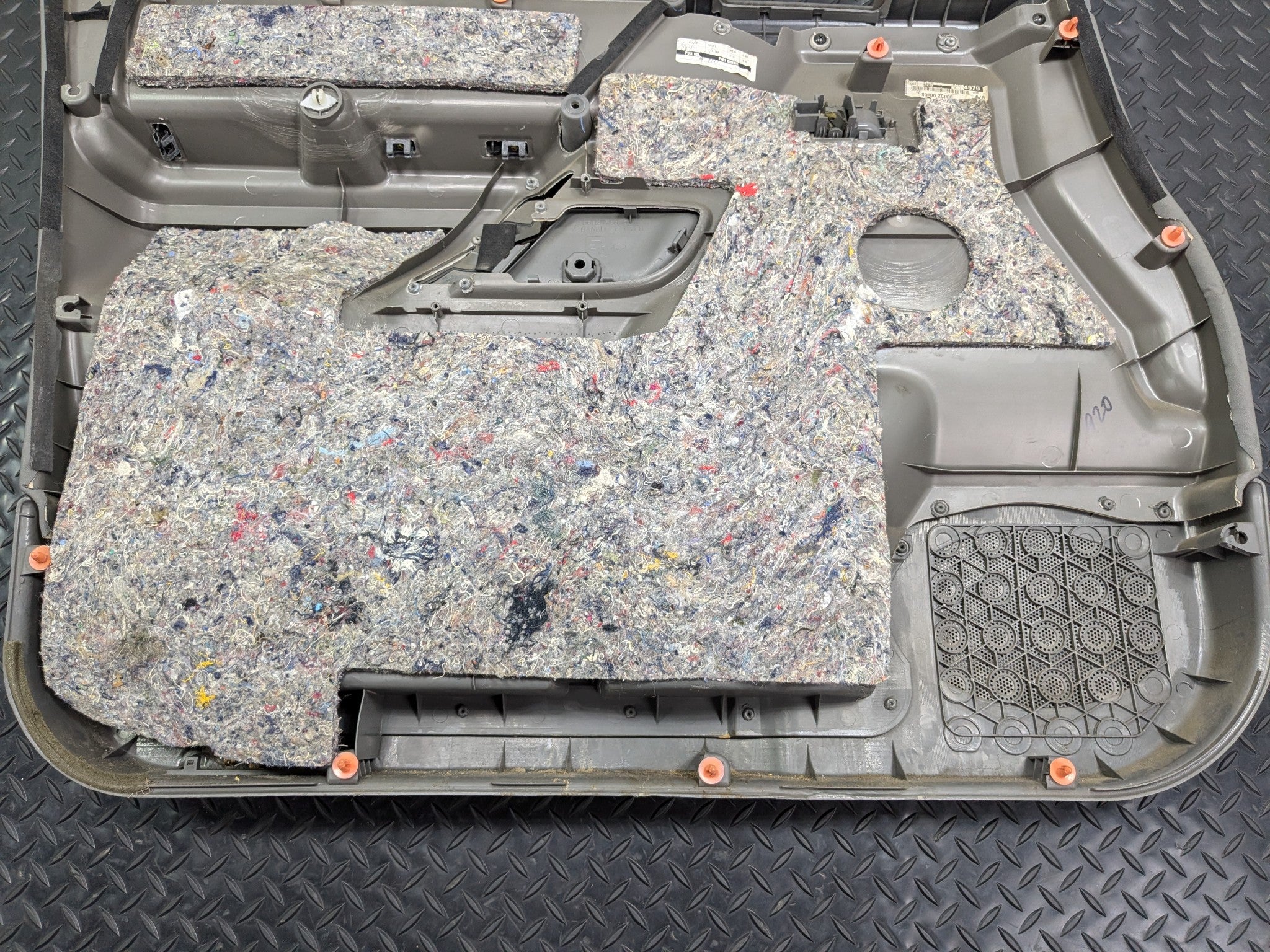 2005 - 2007 OEM NISSAN ARMADA FRONT RIGHT PASSENGER SIDE DOOR TRIM PANEL GREY