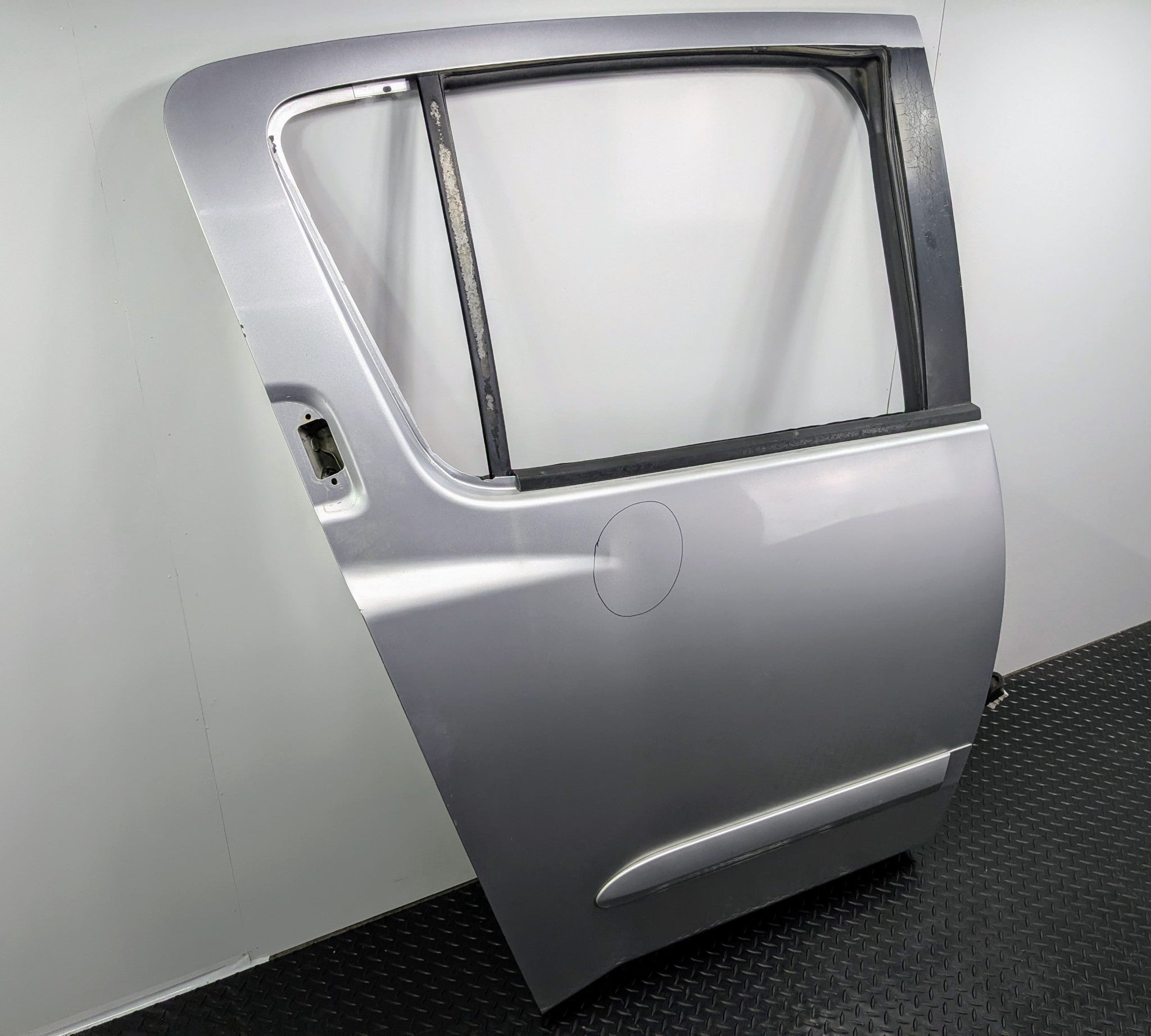 2005 - 2007 OEM NISSAN ARMADA REAR RIGHT PASSENGER SIDE DOOR SHELL PANEL